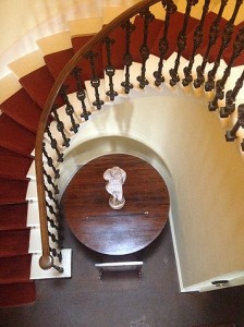 gallery_staircase_3
